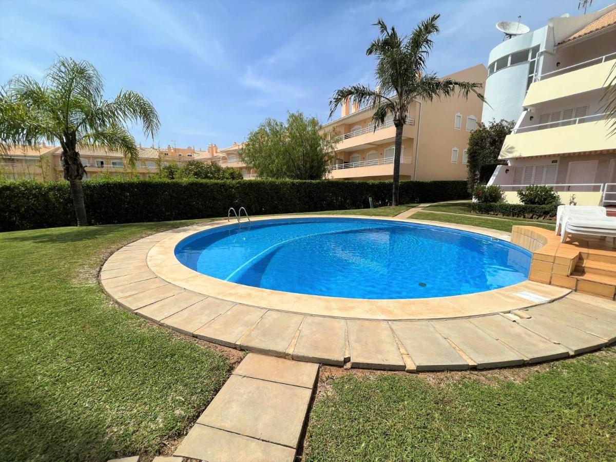 Vilamoura Typical 1 With Pool By Homing Apartamento Exterior foto